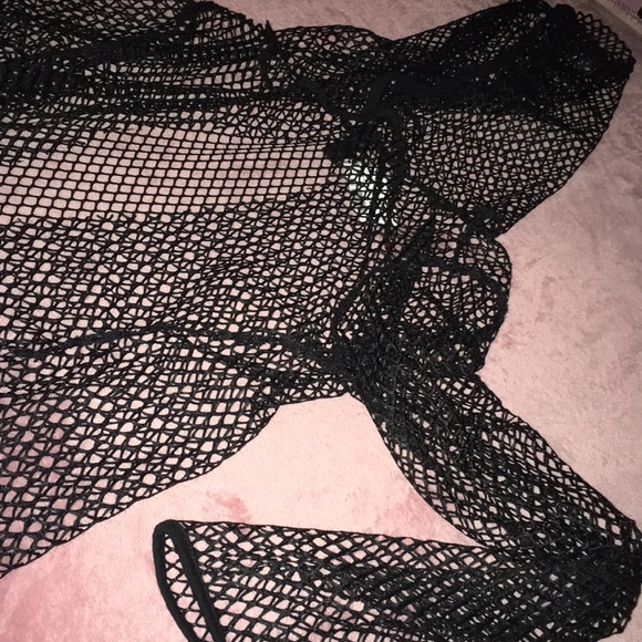 🖤🖤Black Caged crop jacket 💁‍♀️🖤🖤 - Picture 2 of 3